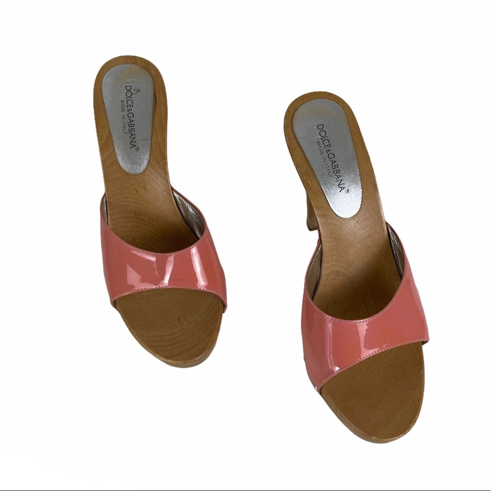 Dolce & Gabbana Wood Heel Mule Sandals Studded Patent Leather 40 Pink